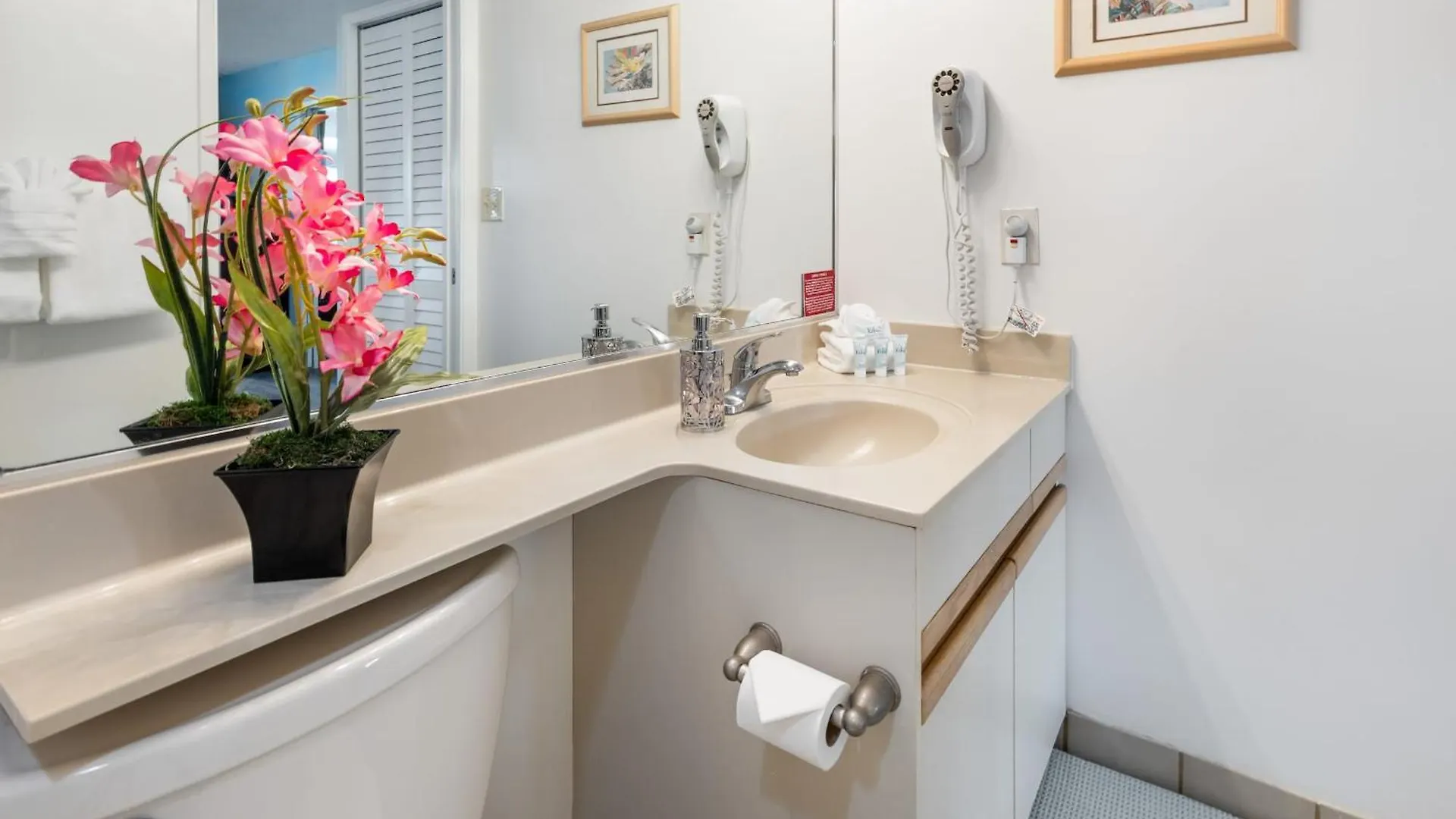 Maui Banyan P106 1Bd-2Ba Apartment Wailea  United States
